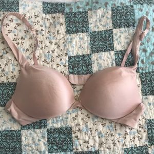 Victoria Secret Plunge Bra. Size 36B.